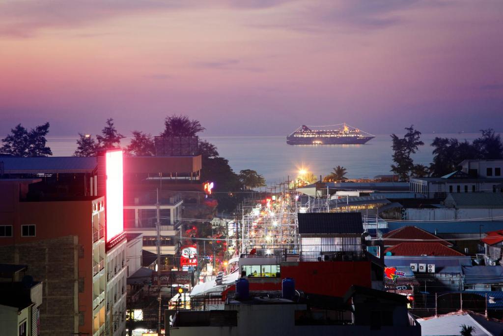 Orchid Resortel Patong Eksteriør billede